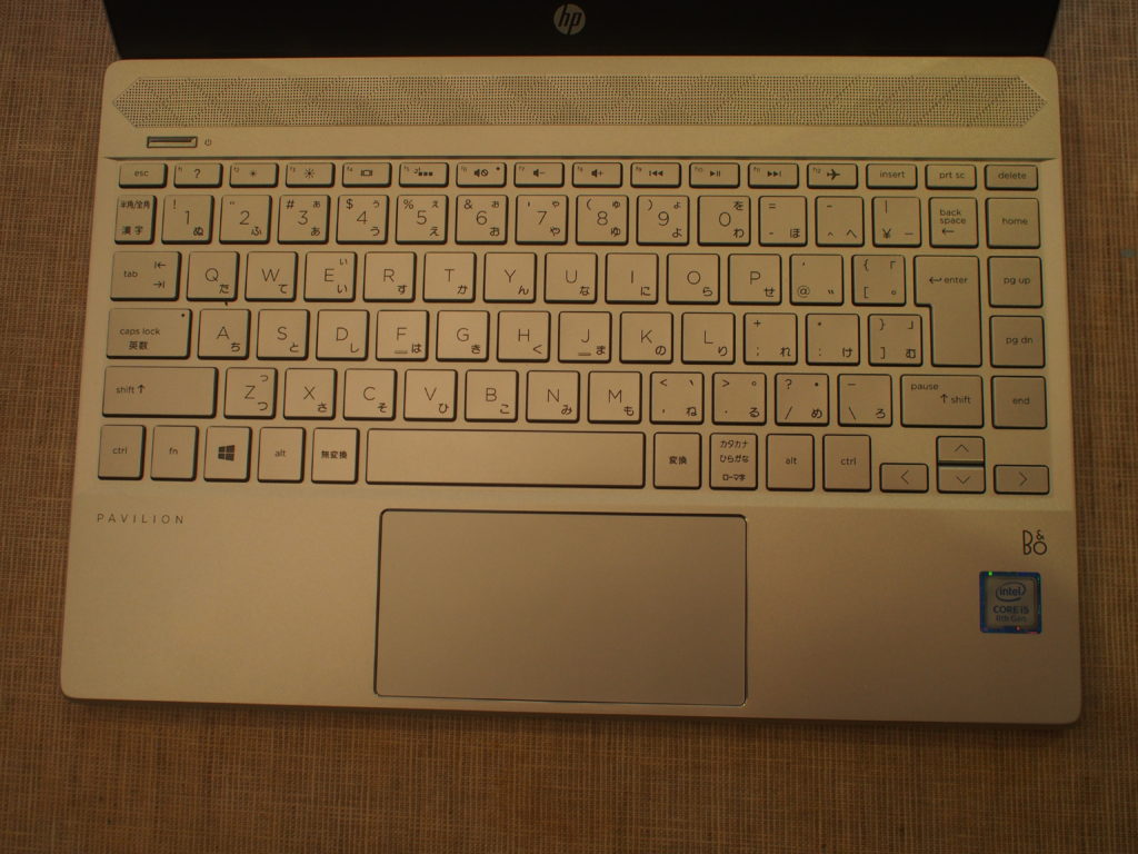 HP Pavilion 13-an0000（13-an0055TU）：キーボードおよびスライドパッド