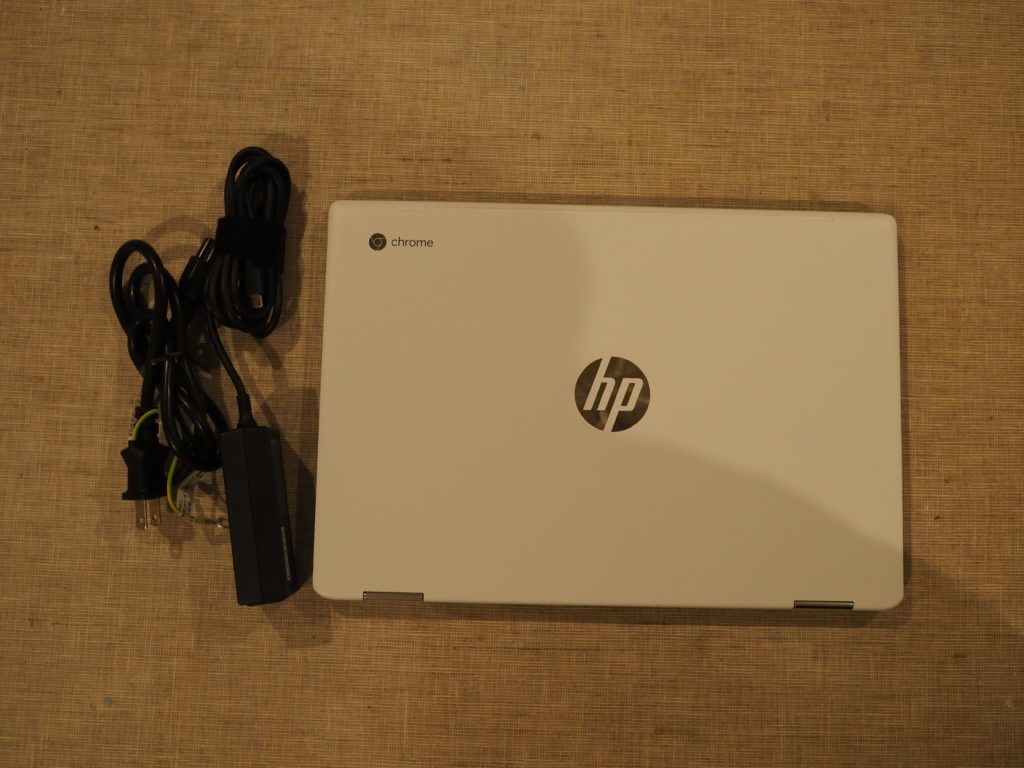 HP Chromebook x360 14-da0000エグゼクティブモデル：本体とACアダプター