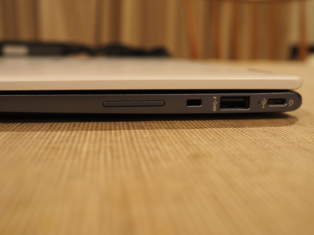 HP Chromebook x360 14-da0000エグゼクティブモデル：本体右側