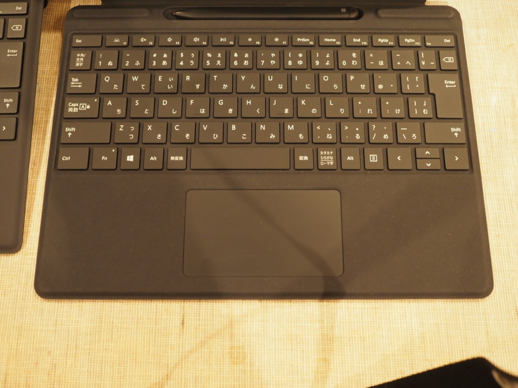 Microsoft Surface Pro X：キーボード