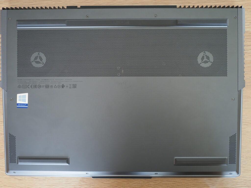 本体裏面：Lenovo Legion 760（82N6006LJP）