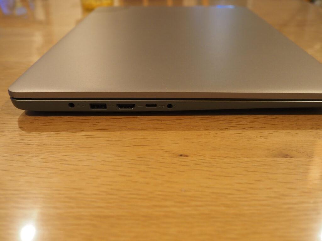 本体左側：Lenovo IdeaPad Slim 360（17）（82KV007TJP）